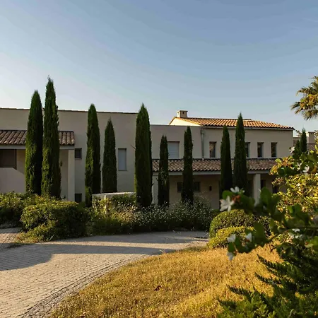 Appartement Domaine De Cocagne With Shared Pool